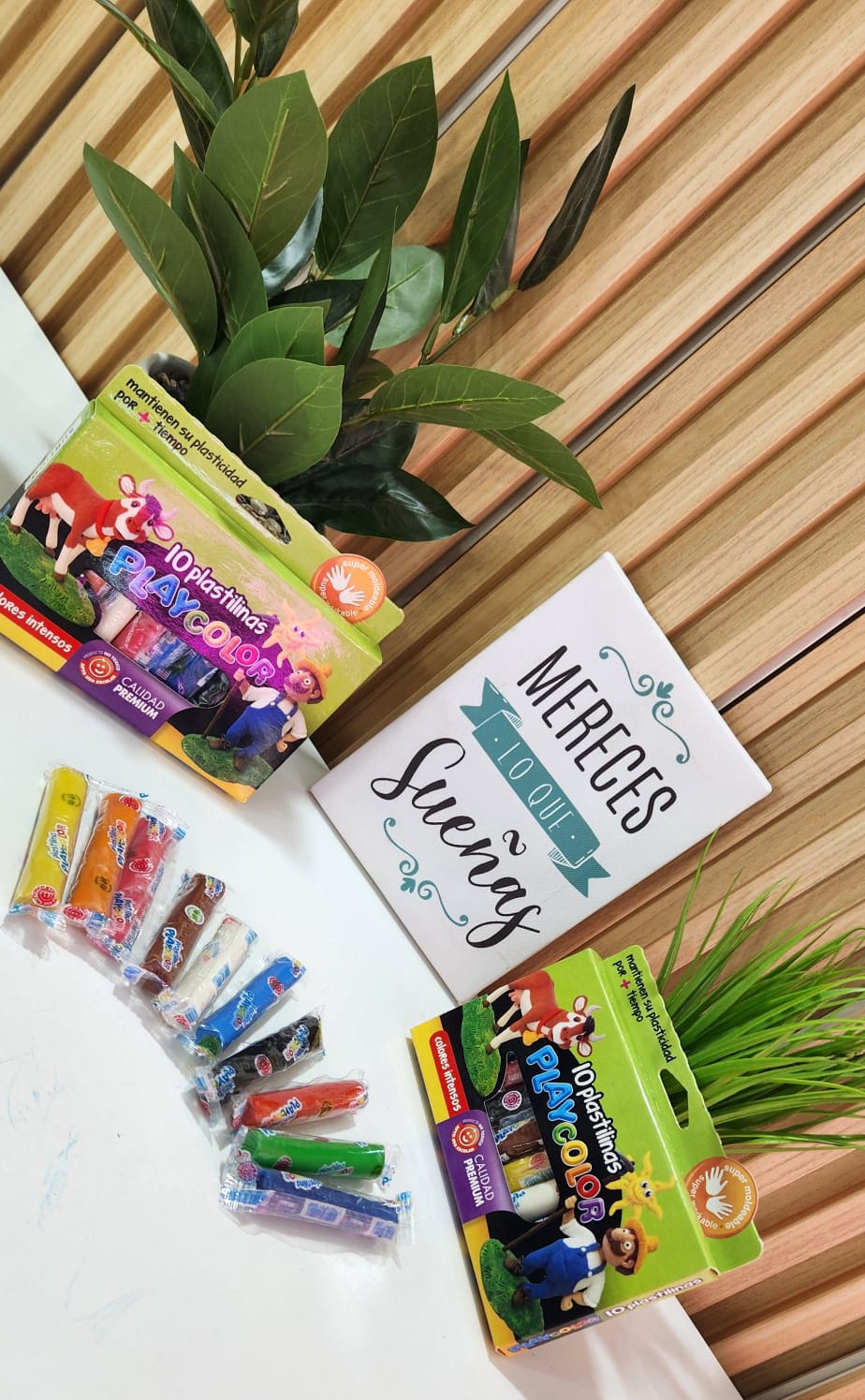 WhatsApp Image 2025-10-17 at 6.42.15 PM 3 CAJAS PLASTILINA PLAY COLOR X 10 UNID - Imagen 1