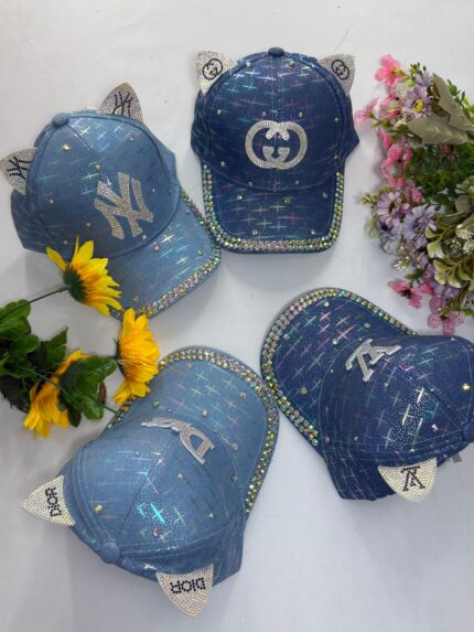 1 GORRA NENA JEAN