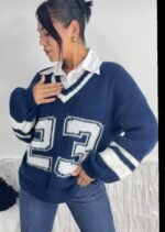 SWETER NUMERO UNIVERSITARIO