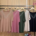 REMERA CUELLO V BRILLO