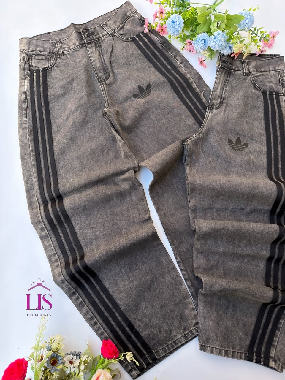 d5f86665-ae93-4cc6-96e2-c75db1353d76 6 BAGGY ADI GRIS DAMA - Imagen 1
